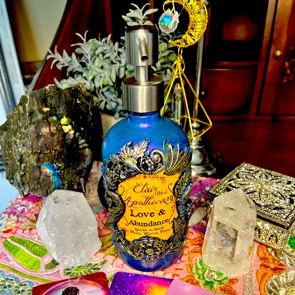 Apothecary Home Decor Dispenser Bottle Glass Halloween Magic Potion Art